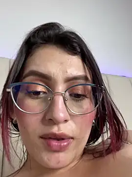 VioletPearson webcam