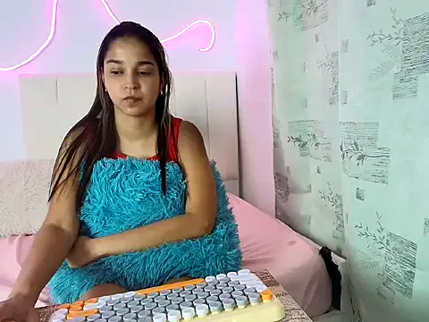 Mariana_edenroom webcam