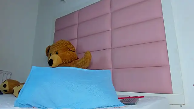 Cattalina_25 webcam stripchat model stream image