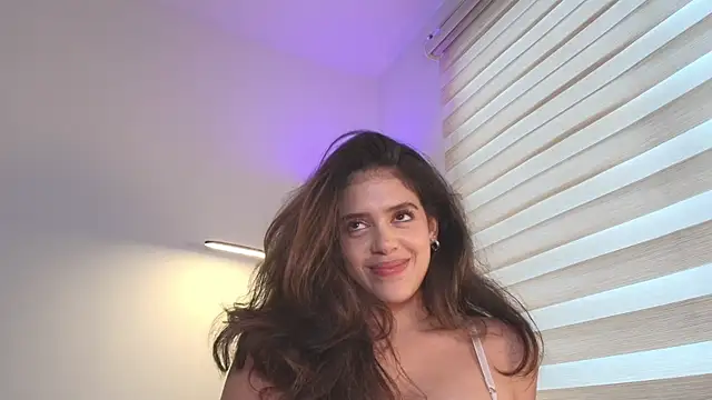 AngelinaRoss_ webcam