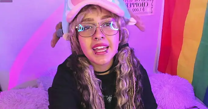 nekowaifu - NekoWaifu's free webcam