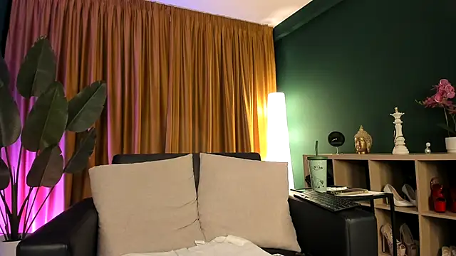 RussianBonita webcam