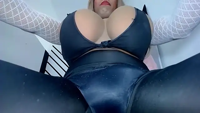 valentinabigcock23 webcam