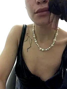 YoungDutchRuby webcam