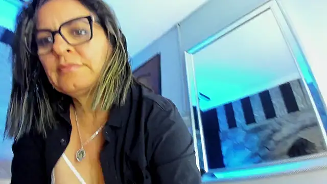 agatha_pleasure - Agatha_Pleasure's free webcam