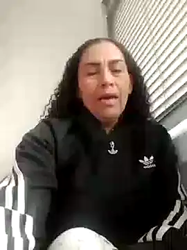 adelgey-michell - Adelgey-Michell's free webcam