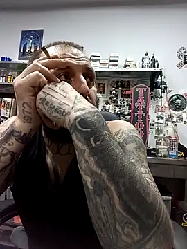 TattooedDick92 webcam