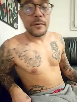 mileflav0r - Mileflav0r's free webcam