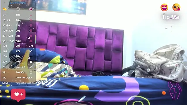 alicia_whitee - Alicia_Whitee's free webcam