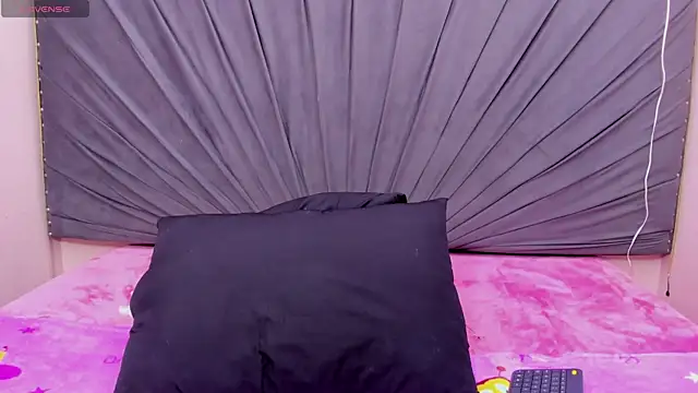 Saray_AssMessy webcam