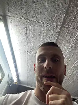 trainwithme (M young) - Big cum on the mirror at work!!!