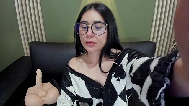 chloeturner_ - ChloeTurner_'s free webcam