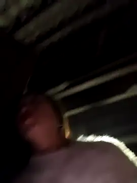 y-eahi - Y-eahi's free webcam