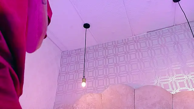 charlotteandtaylorr - CharlotteandTaylorr's free webcam