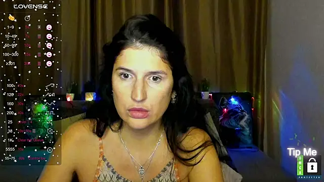 alianna_solo_kisses - Alianna_Solo_Kisses's free webcam