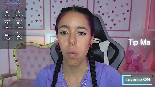 stephania_t - Stephania_t's free webcam