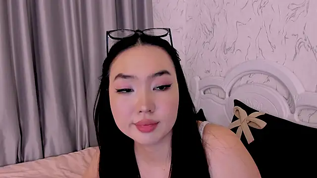 akino_hen - Akino_hen's free webcam