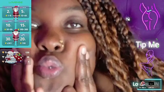 ebony_NeighborMoans webcam