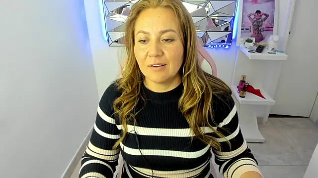 camixxx_m webcam stripchat model stream image