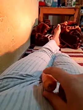 tota_sexi (F young) - سكس ناري بالخيار مع رقص تعري