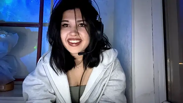 lolamein - Lolamein's free webcam