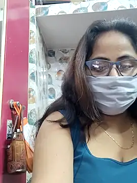 nisha_1110 webcam