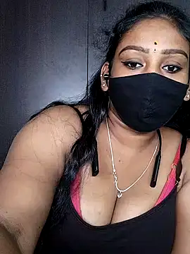 tamil_Monisha webcam