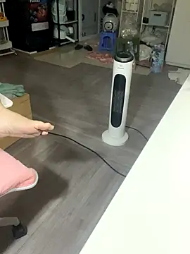 mina048 - Mina048's free webcam