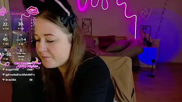 lizzyshine - LizzyShine's free webcam