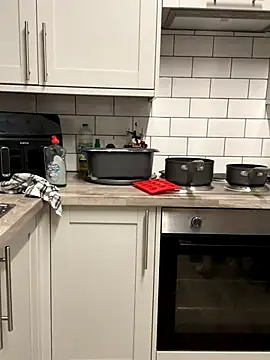 cheekychelseax - CheekyChelseaX's free webcam