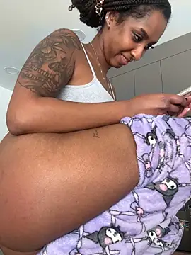 your_paris - Your_Paris's free webcam