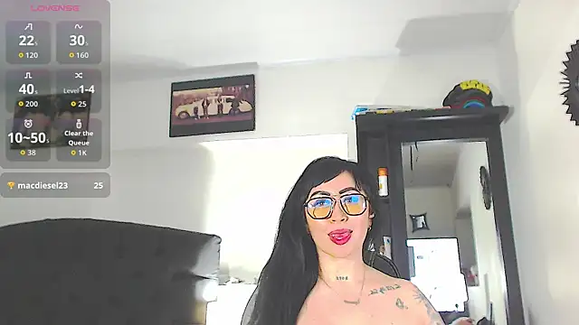 Vicky_hotmilf webcam