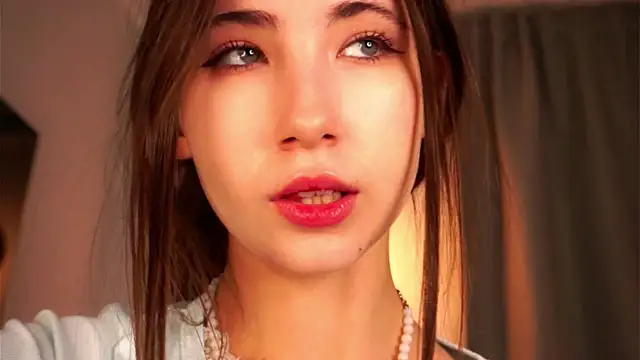 NanceeWestaway webcam