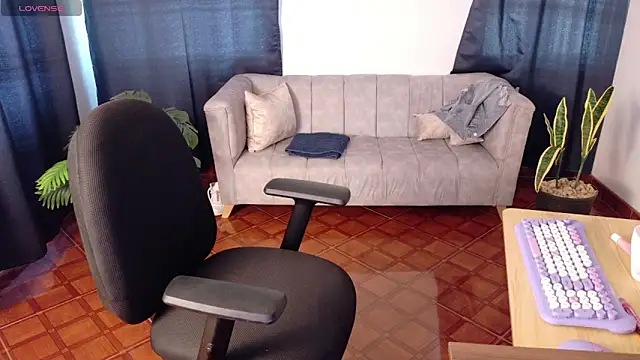 MacarenaSilva webcam