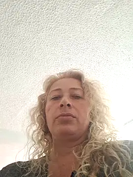 sofiacurvy_45 webcam