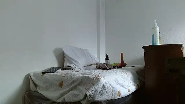 isabel_24_gil webcam