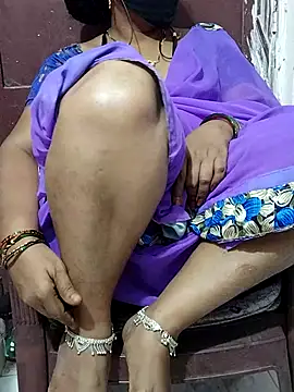 yours-kavaya - Yours-kavaya's free webcam