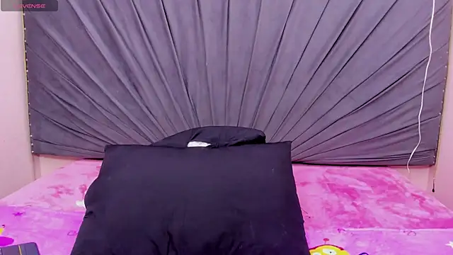 Saray_AssMessy webcam