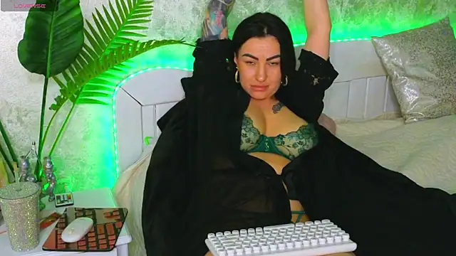 aelorya - Aelorya's free webcam