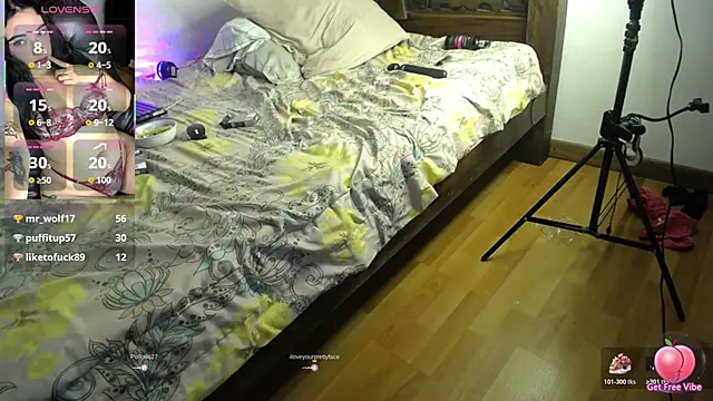 caroolinefoxx webcam