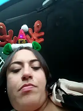 lesly_10- - Lesly_10-'s free webcam