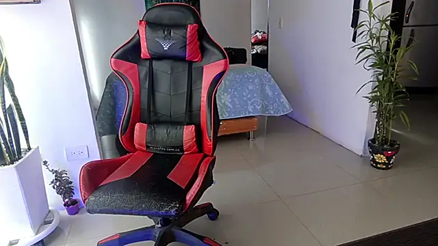 Adam_Valenciia webcam