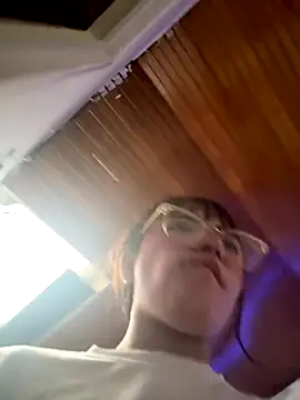 angie_rousse_ webcam