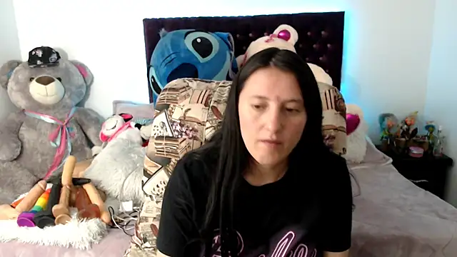 lorenahot_06 - Lorenahot_06's free webcam