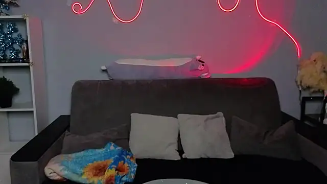 mell_hyees - Mell_Hyees's free webcam