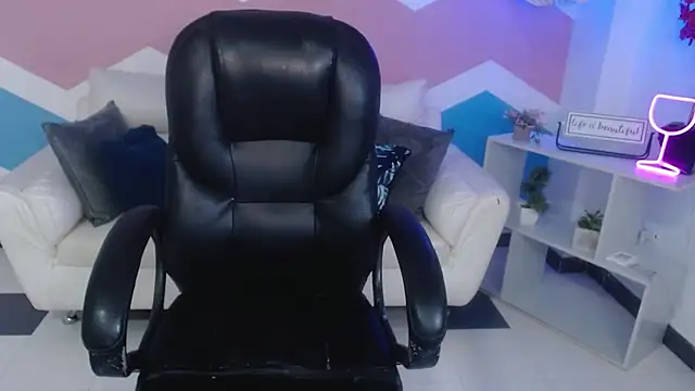 zahira1 - Zahira1's free webcam