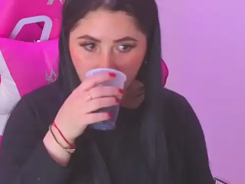 isabellaamiller_69 - Isabellaamiller_69's free webcam