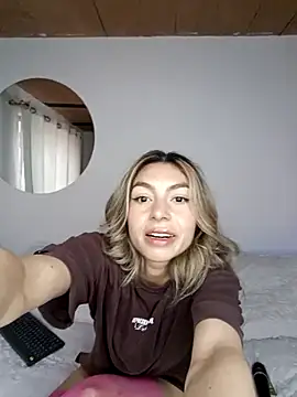 Karolgood3 webcam