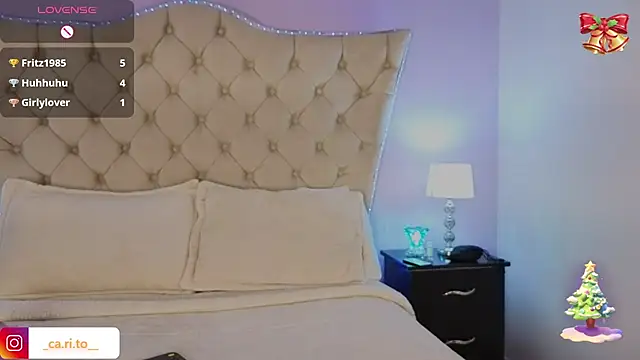 CarolineNasty webcam