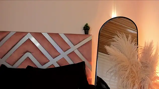 viol_collins__ webcam